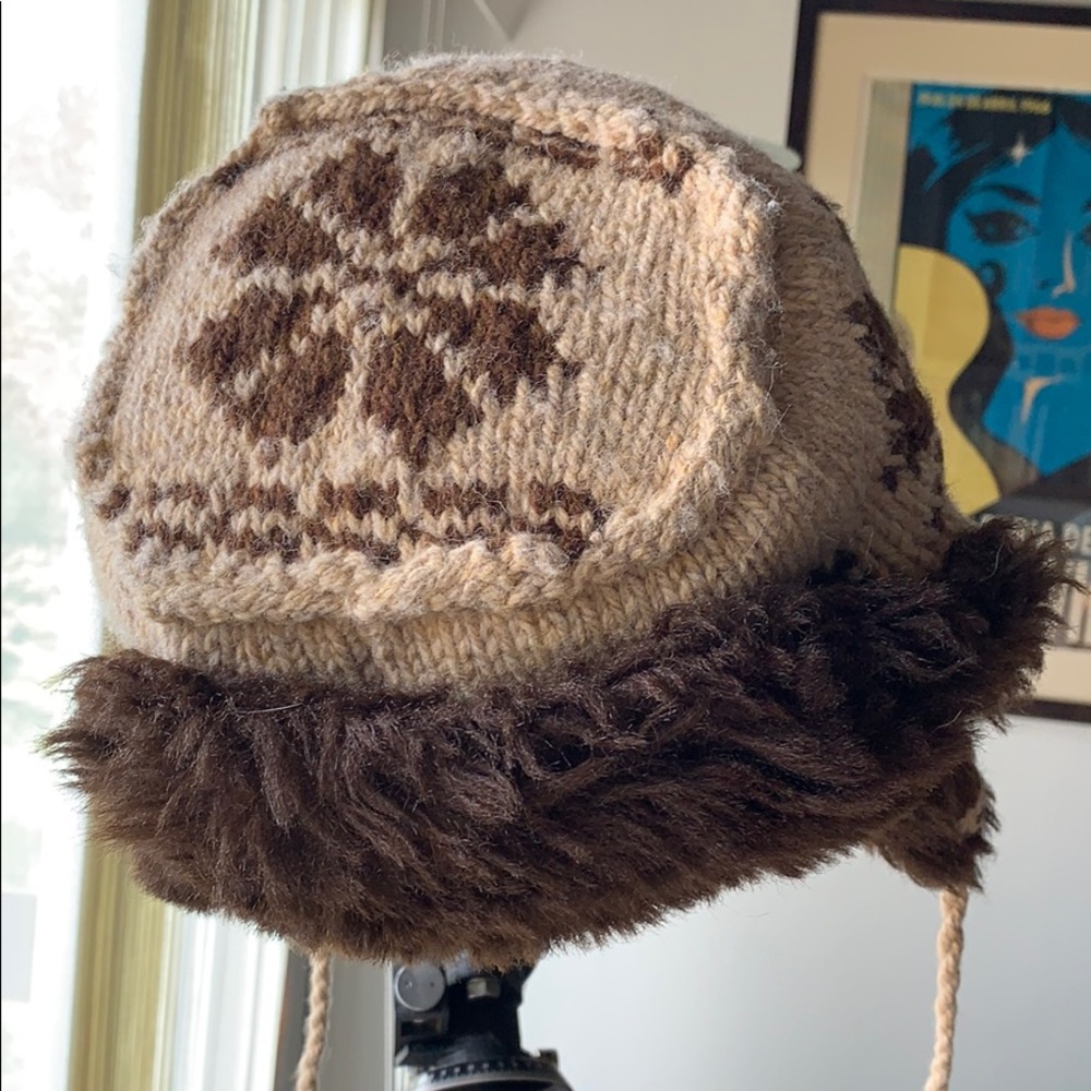 Winter Wool Hat - image 4